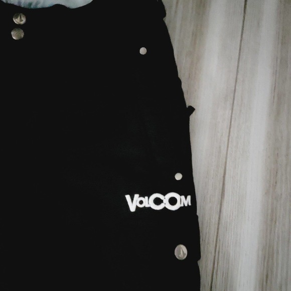 Volcom Thermonite 10,000mm Black Snowboard Ski Pants womens Size Small 32x31 - Picture 2 of 6